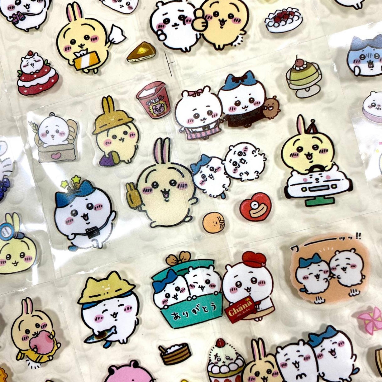 Set 96 Láminas de Stickers “Chiikawa”