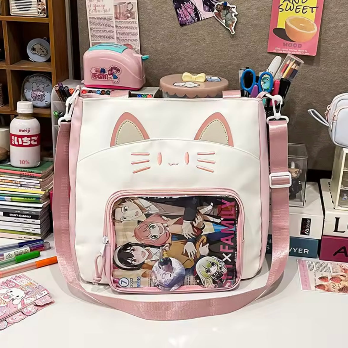 Bolso + 4 Chapitas “Gatito”. 35x34x8cms