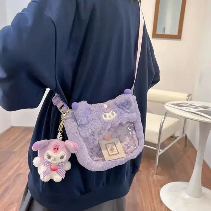 Cartera + Llavero “Sanrio”. 22x16x5Cms