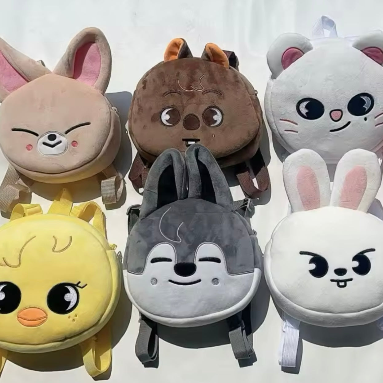 Mochila “Straykids SKZOO”. 28Cms