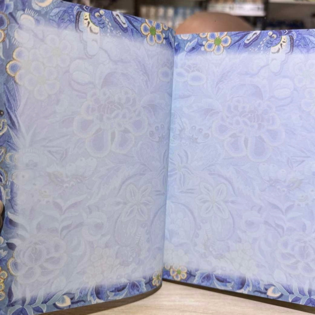 Libreta “Jardín de los Perales”