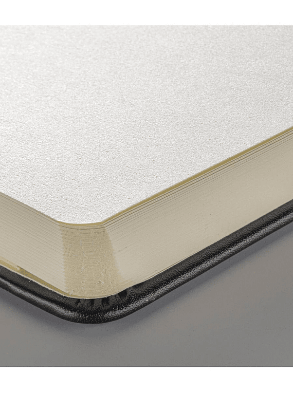 Sketchbook (21x13 cms) hoja blanco crema - Sakura - Frikiados
