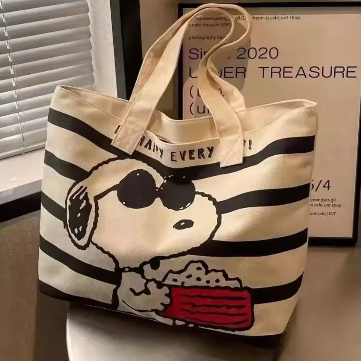 Bolso Snoopy. 40x30x6cms