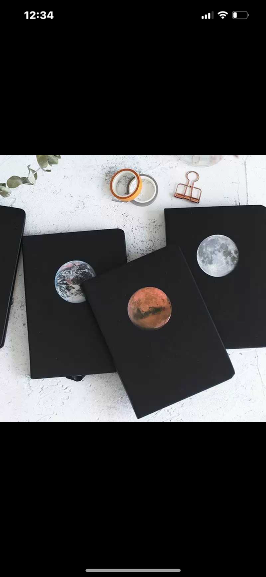 Libreta Hoja Negra “Planetas”