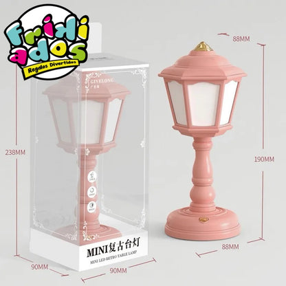 Lámpara de Escritorio “Farol” + Cargador USB. 19x9Cms