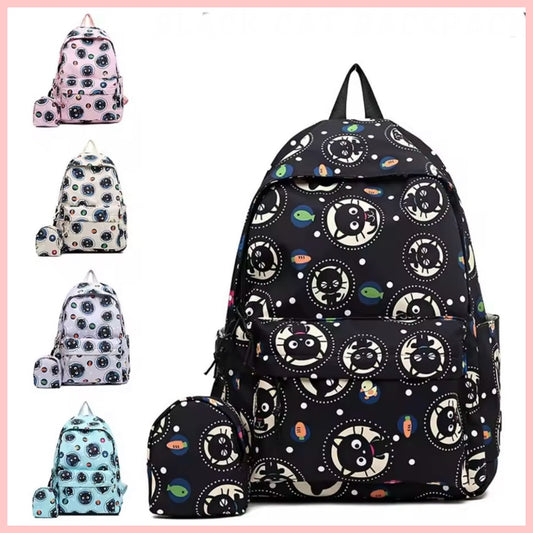 Mochila Impermeable + Monedero “Gatito Negro”. 43x32cms