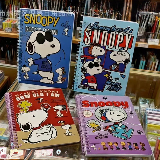 Libreta anillada “Snoopy”