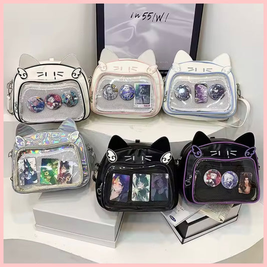 Mochila- Bolso “Gatito Alas”. Material Cuerina 26x22x13cms