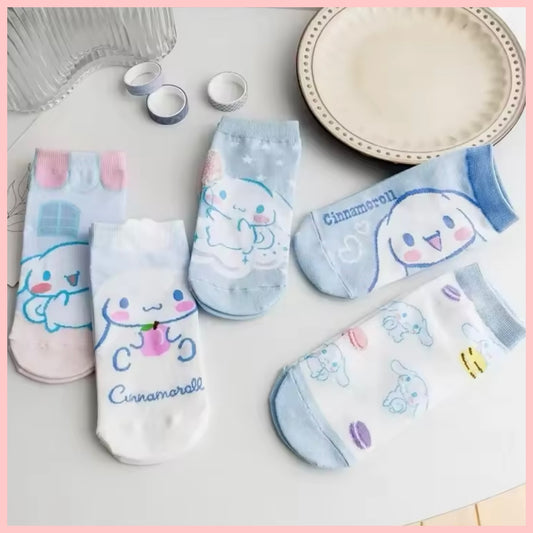 Calcetín “Cinnamoroll Sanrio”. Talla Standard 35-41