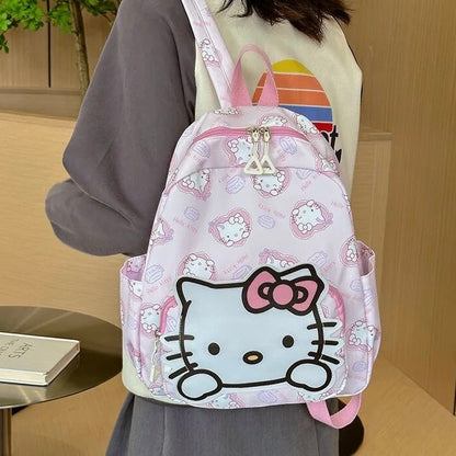Mochila Impermeable “Sanrio”. 34x27x12cms