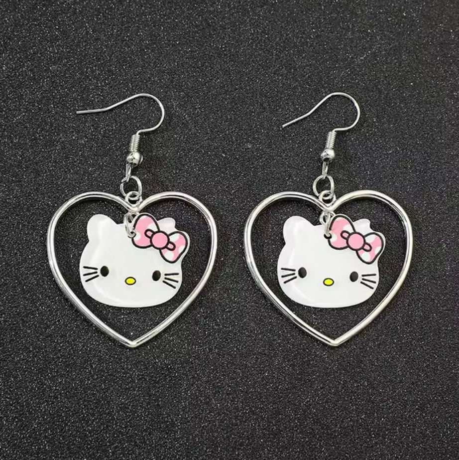 Aros “Hello Kitty”