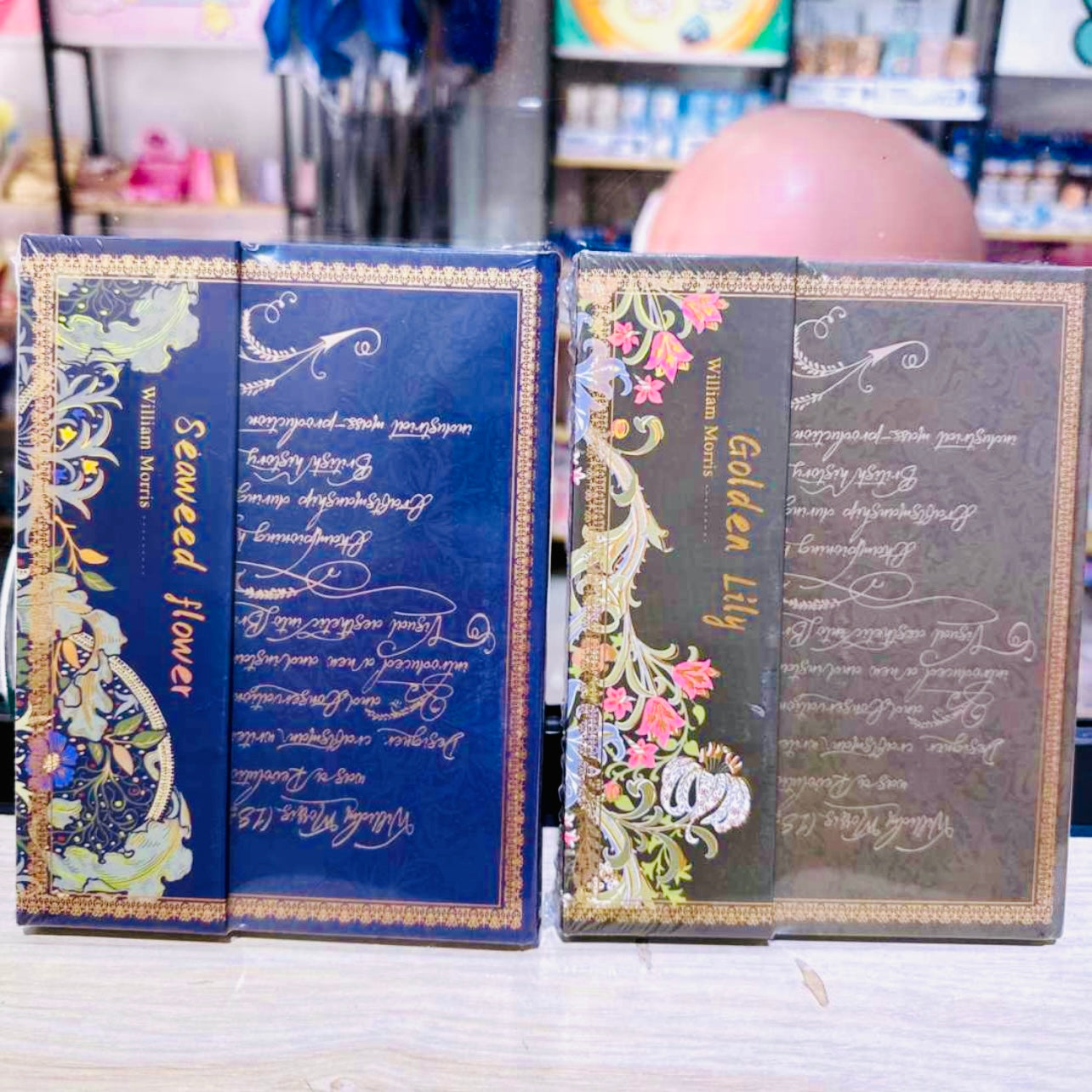 Libreta “William Morris”. 96 hojas con diseño 18x14cms.