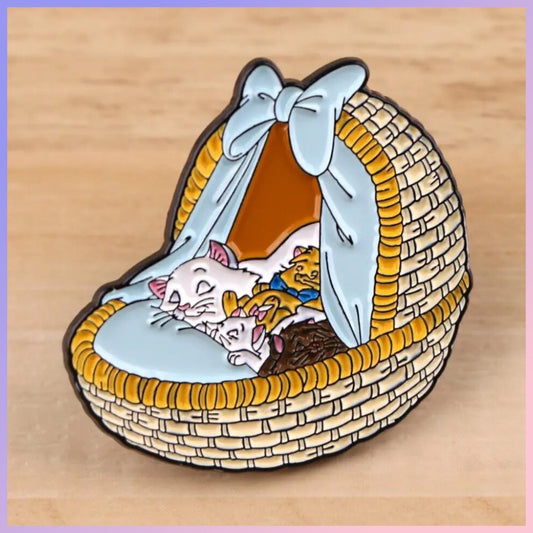 Pin “Gatita Marie”