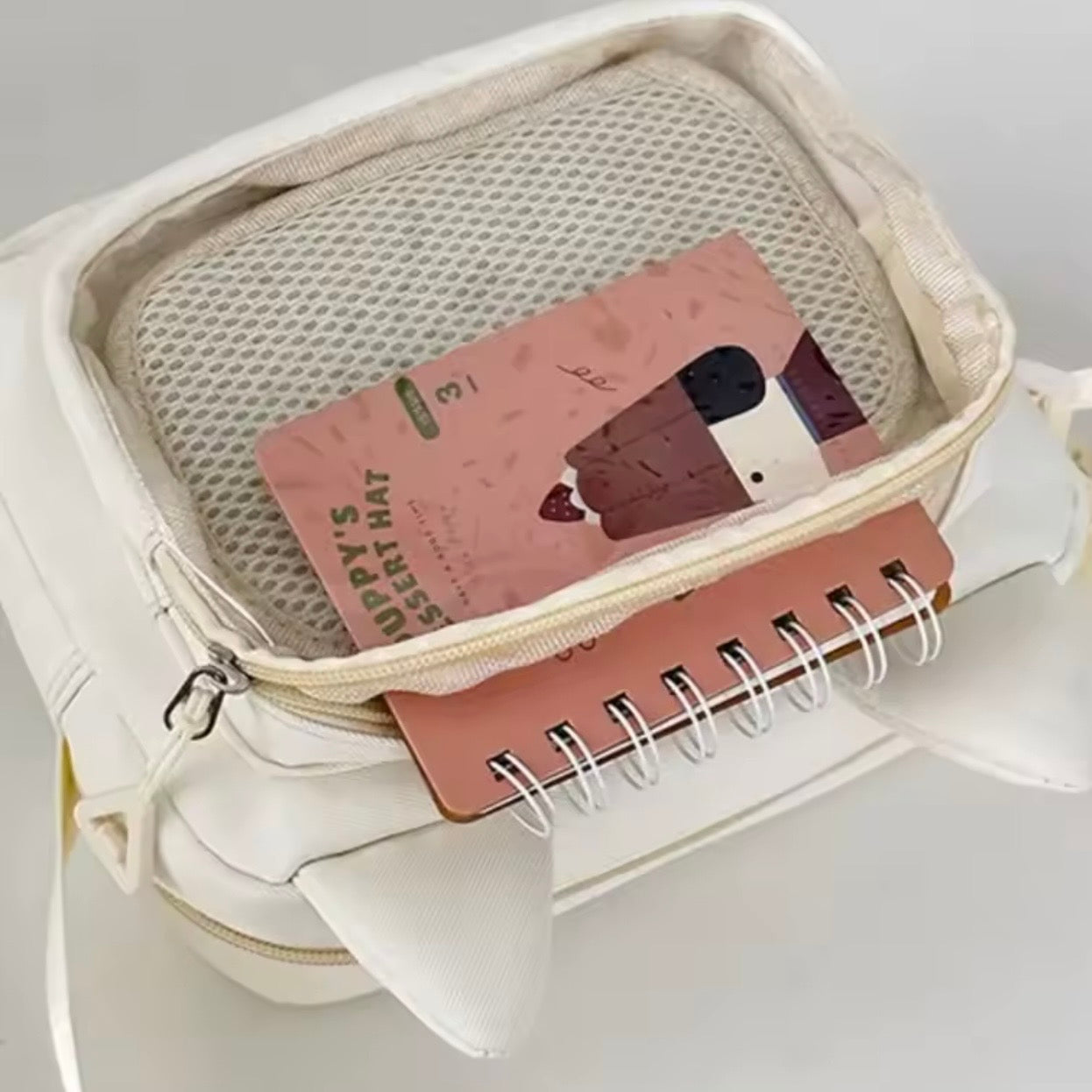 Cartera Orejitas. 22x17x7cms