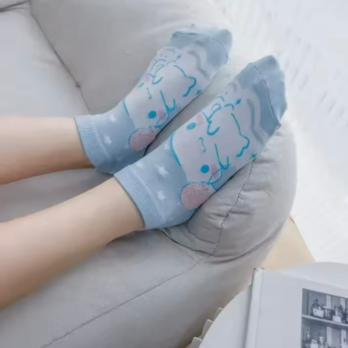 Calcetín “Cinnamoroll Sanrio”. Talla Standard 35-41