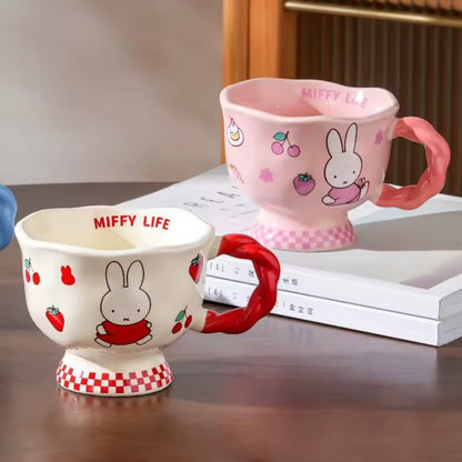 Taza “MIFFY”. Material Cerámica
