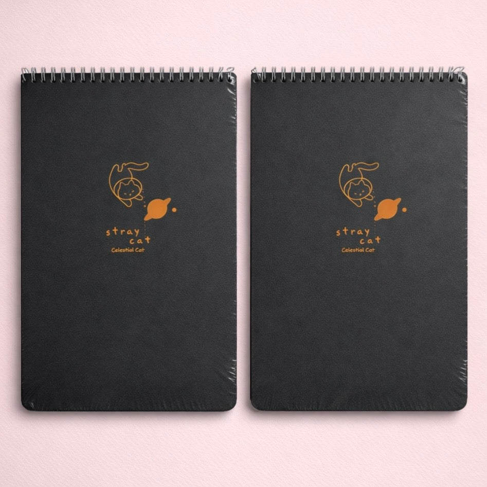 Libreta Anillada Hoja Negra. 21x15cms