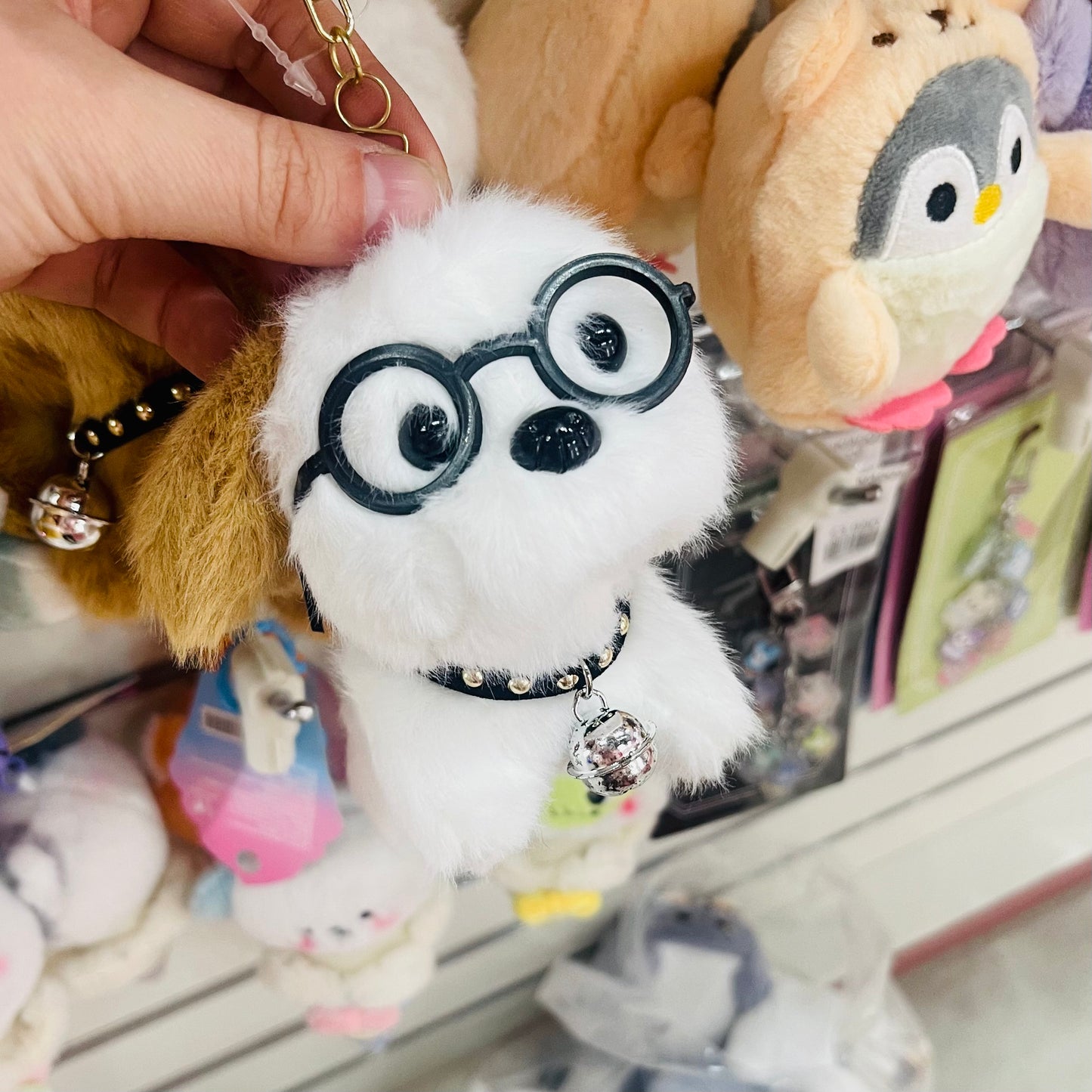 Llavero Felpudo “Perrito Lentes”