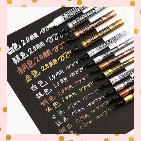 Marcadores permanentes de pintura Pen Touch colores Plata-Oro-Cobre-Blanco, punta 2mm. - Sakura - Frikiados